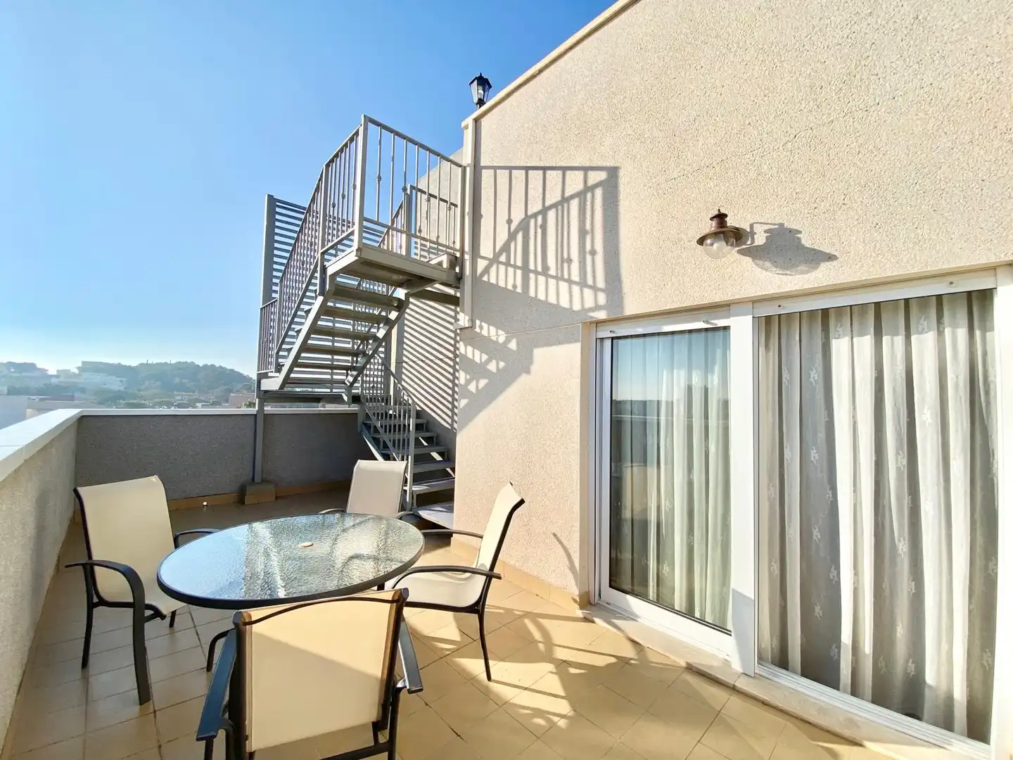 Apartamento con terraza en alquiler en Puerto Deportivo, imagen 7