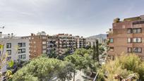 Exterior view of Flat for sale in  Barcelona Capital  with Heating, Private garden and Terrace