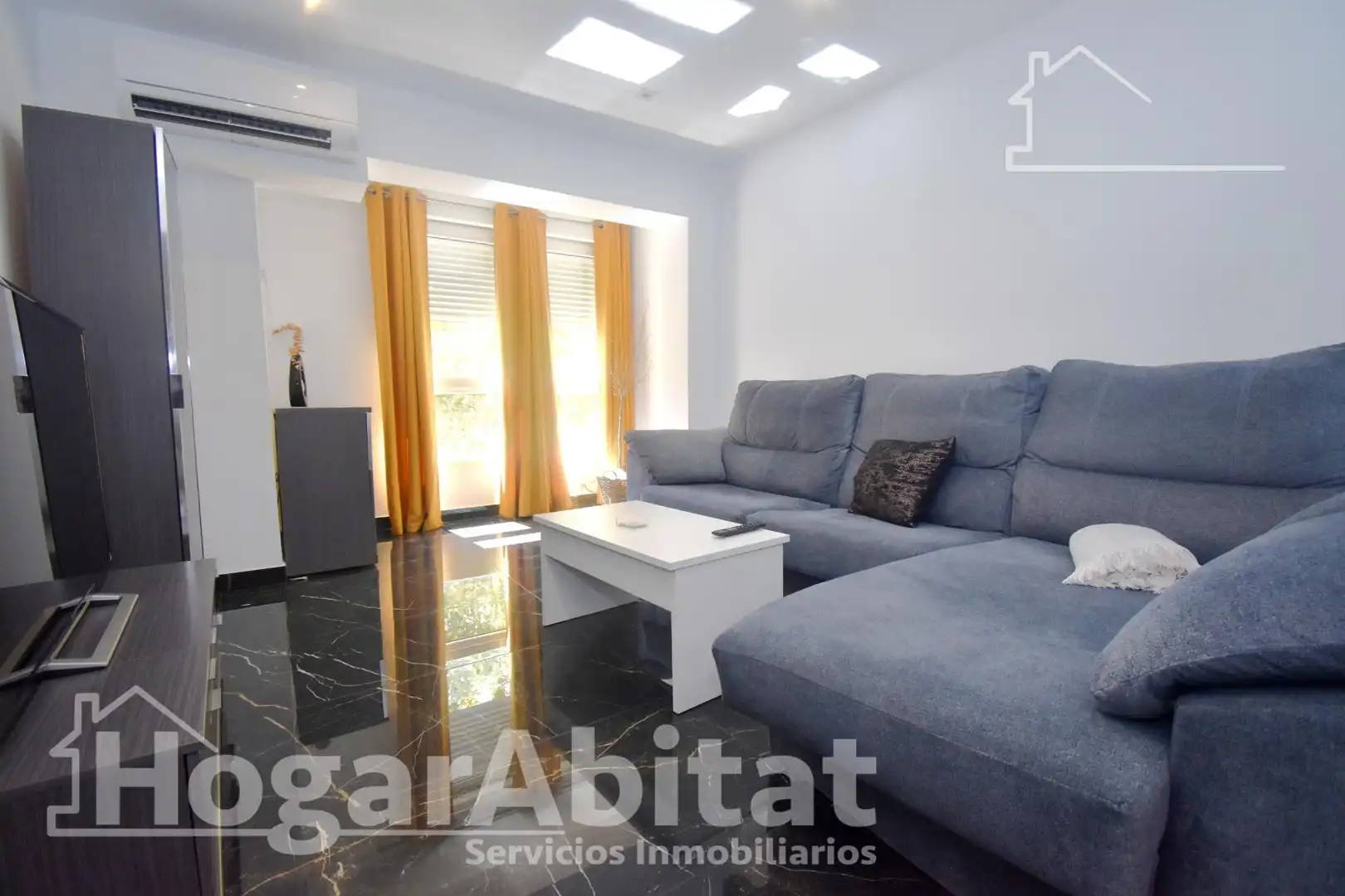 Flat for sale in Plaza Isabel 'La Católica'