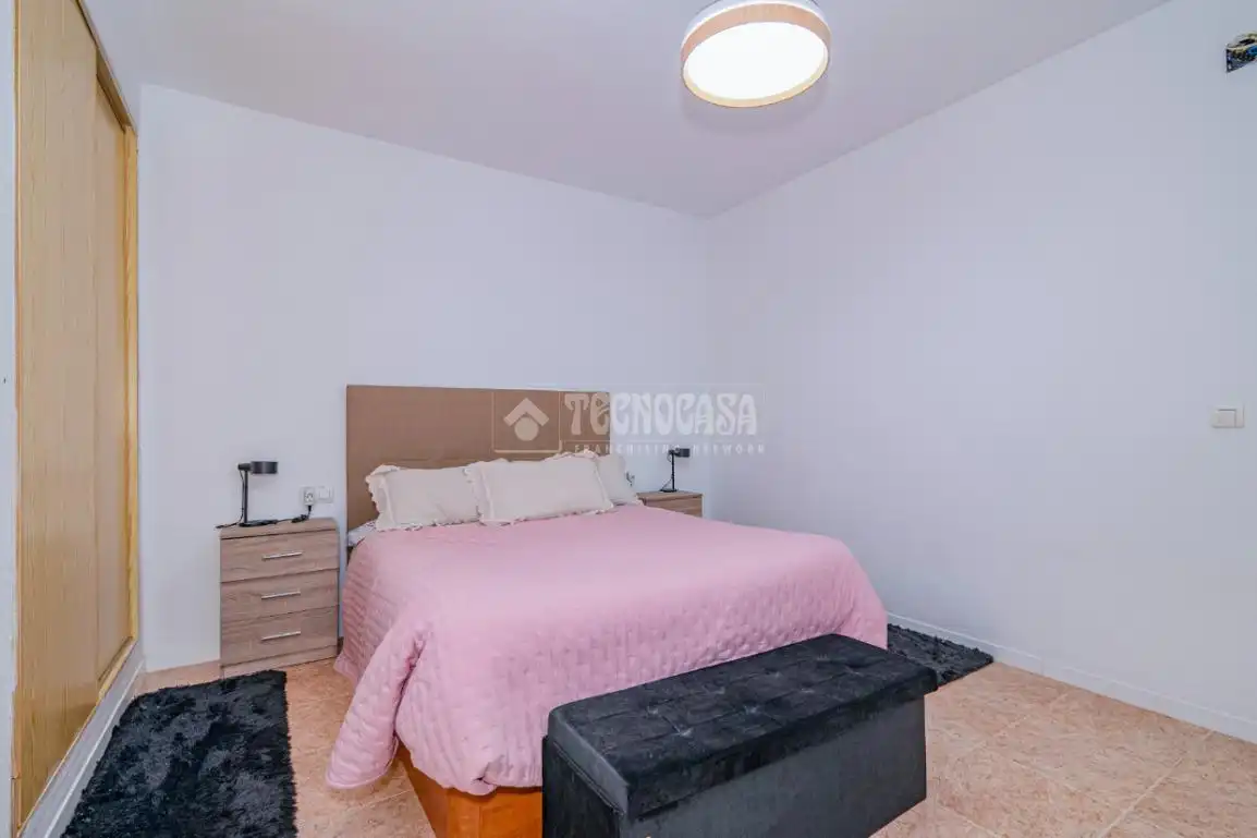 Habitación de Casa adosada en venta en Fuente Vaqueros