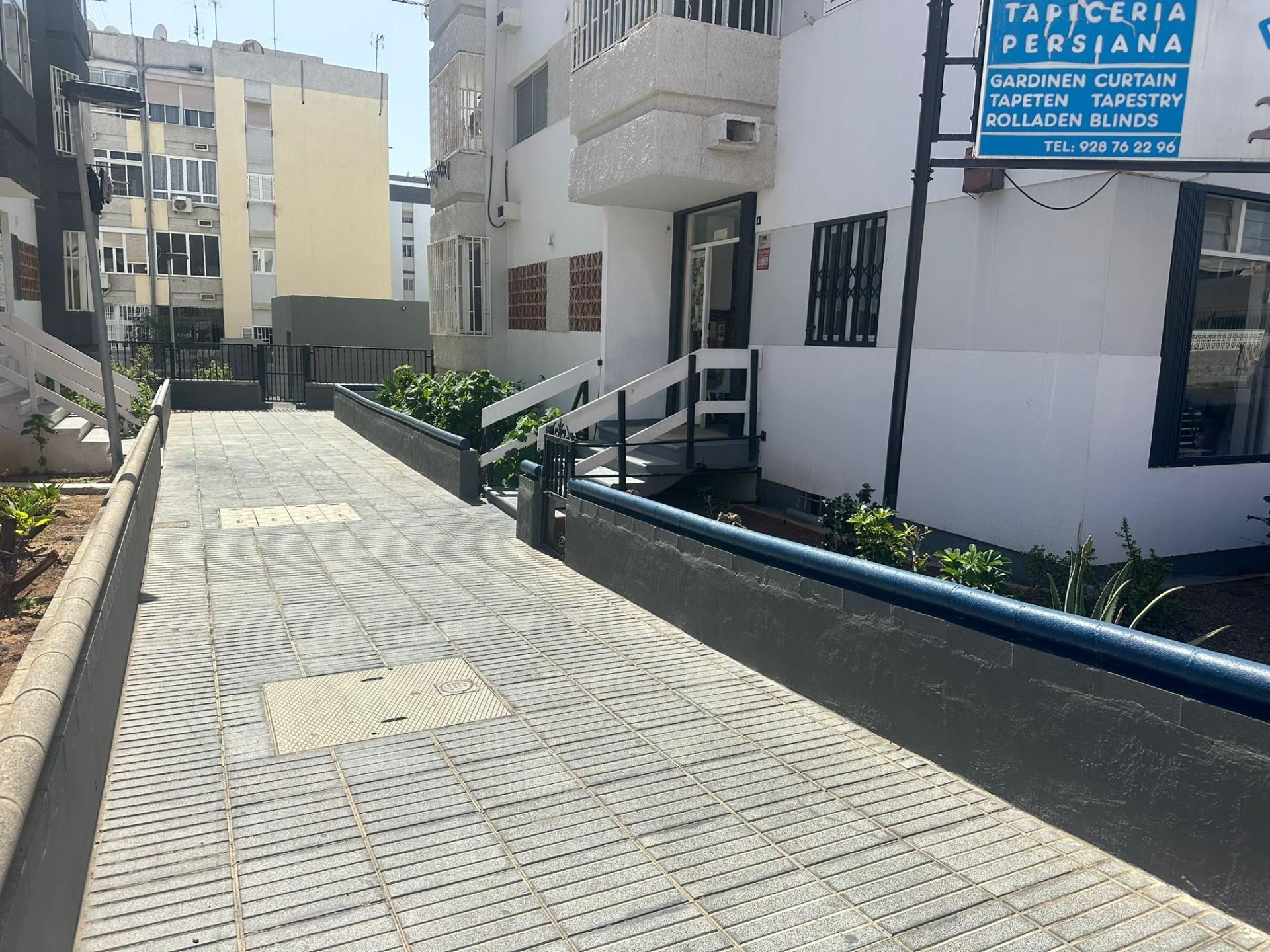 Exterior view of Premises for rent in San Bartolomé de Tirajana