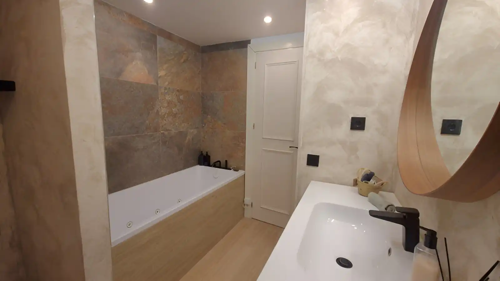 Apartment with pool for sale in Nueva Andalucía, imagen 13