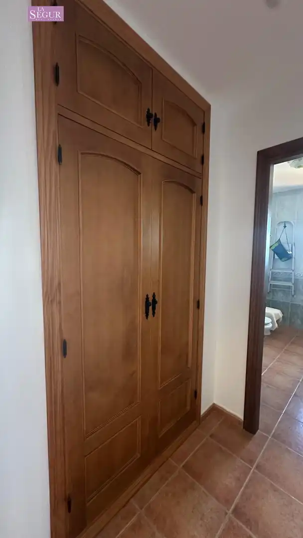 Dormitori de Casa o xalet en venda en Conil de la Frontera amb Jardí privat, Terrassa i Piscina