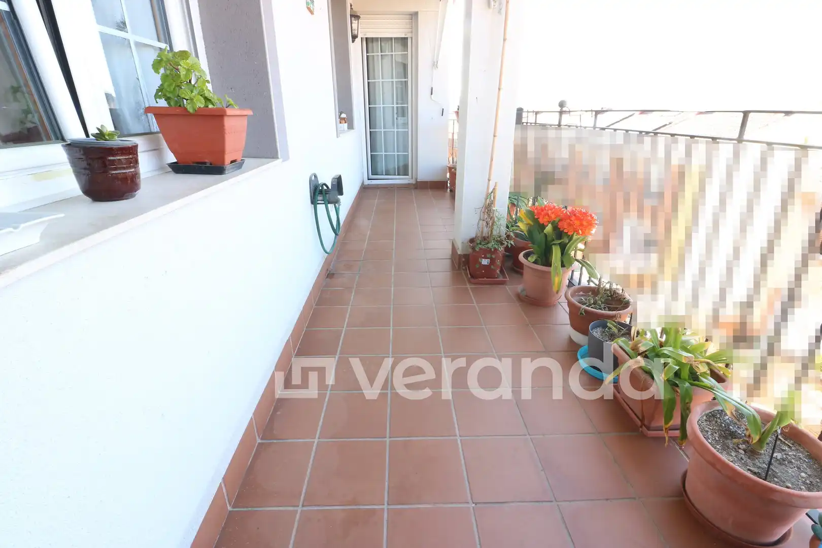 Vista exterior de Dúplex en venda en Ripollet amb Calefacció, Terrassa i TV