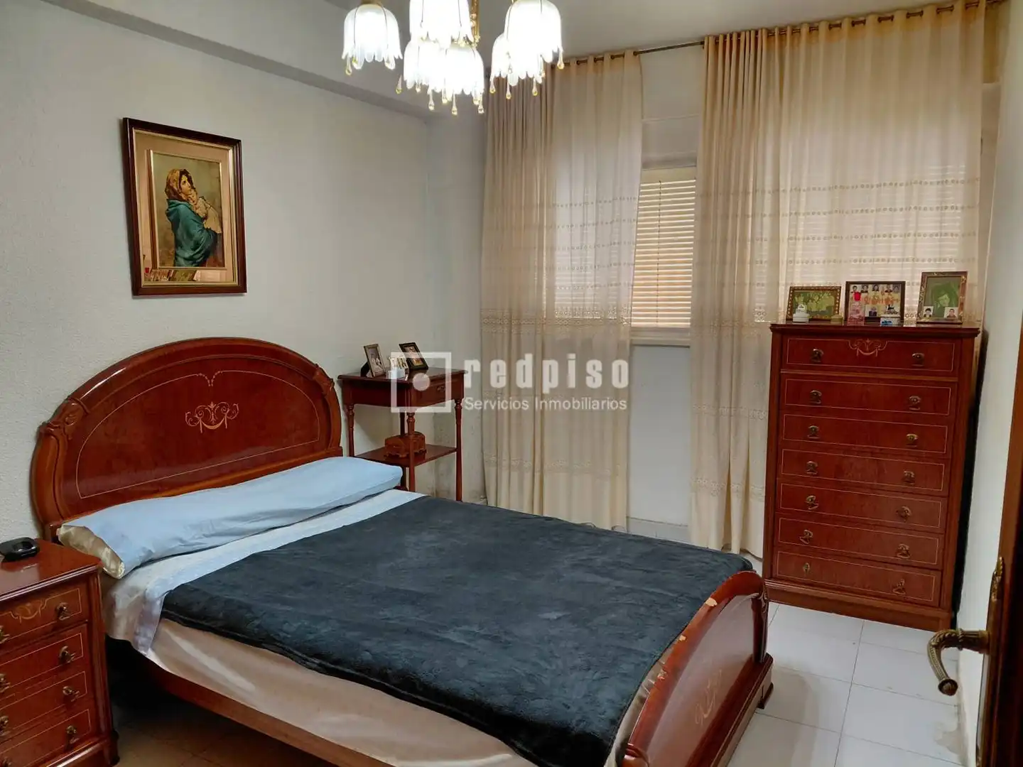 Schlafzimmer von Wohnung zum Verkauf in Madrid