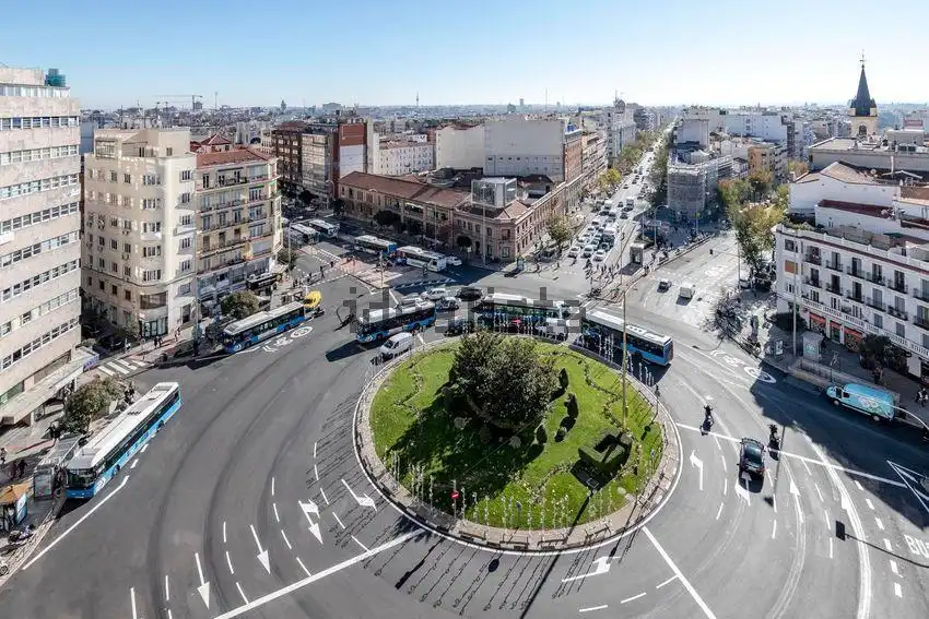 Piso con terraza en venta en Centro, imagen 2