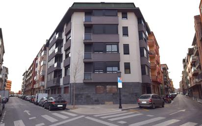 Exterior view of Flat for sale in Girona Capital  with Air Conditioner and Balcony