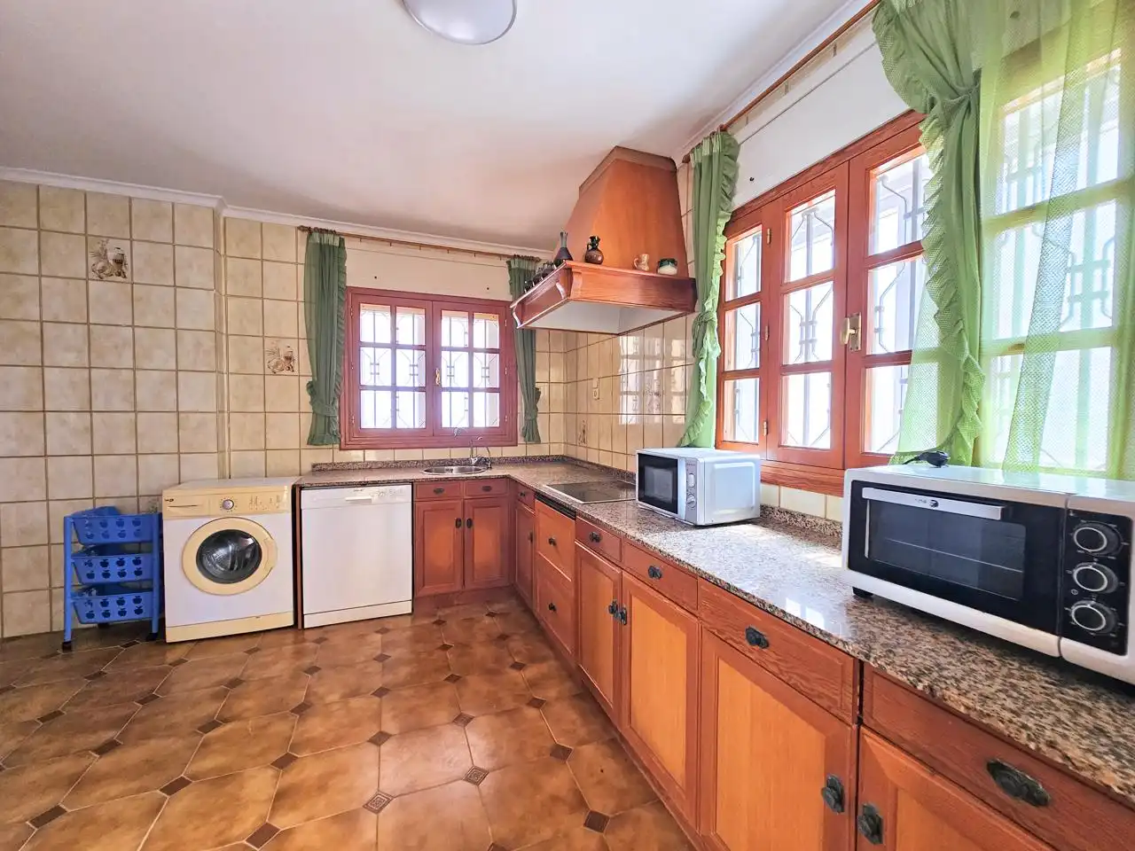 Kitchen of Houses for sale in La Manga del Mar Menor  with Private garden, Terrace and Furnished