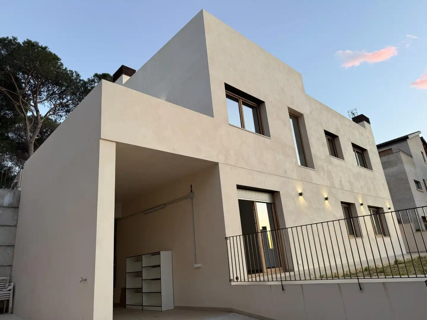 Exterior view of Houses for sale in La Roca del Vallès  with Heating and Private garden
