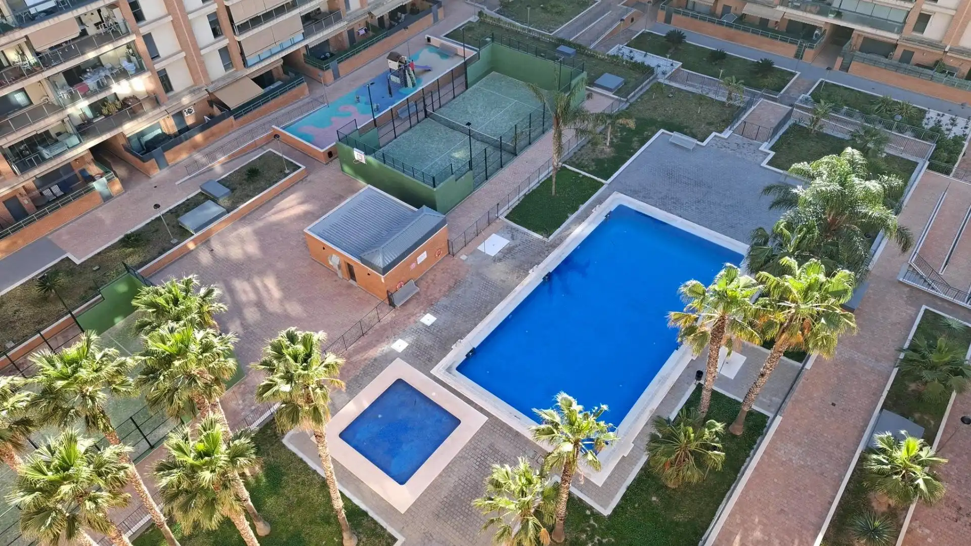 Attic for rent in Médico Ricardo Ferrer, 42, Paus - Poligono San Blas