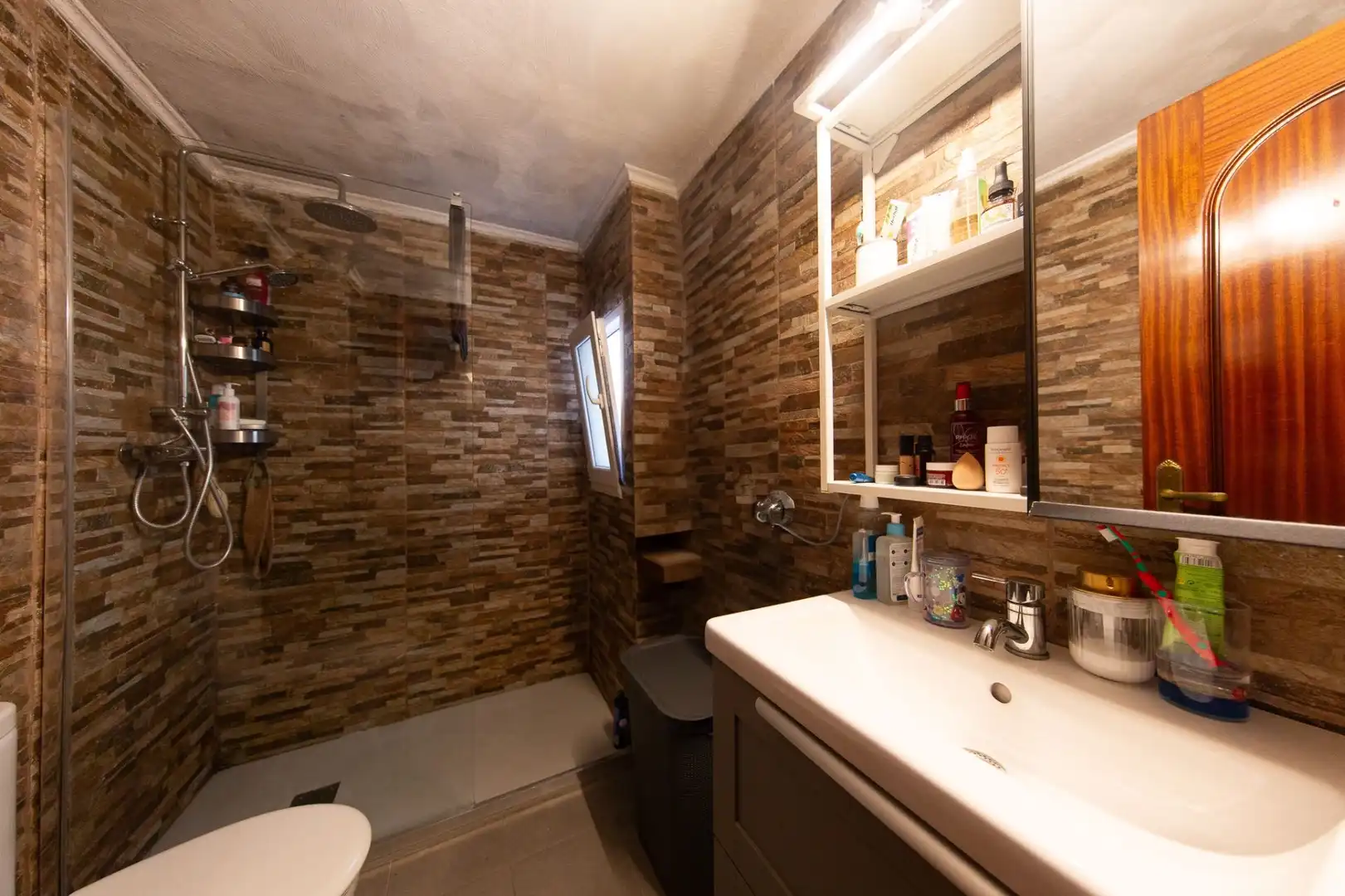 Bany de Apartament en venda en Alicante / Alacant amb Aire condicionat, Calefacció i Terrassa