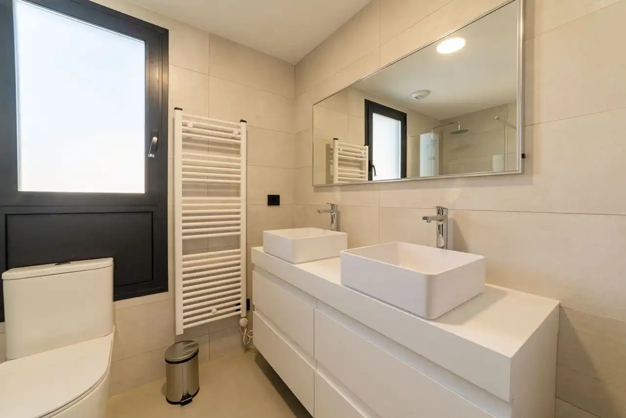 Apartment with pool for sale in Avenida de Rumania 18, imagen 12