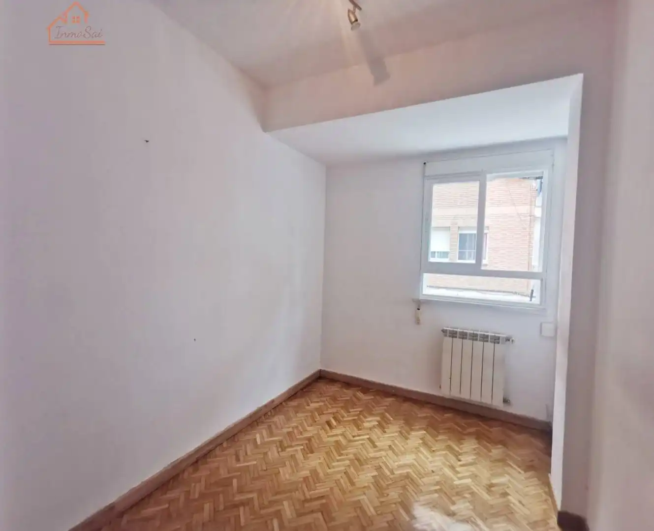 Bedroom of Flat for rent in Madrid  with Heating