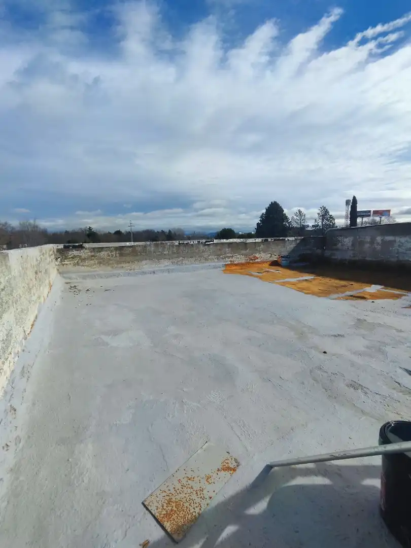 Parking de Local en venta en Madrid