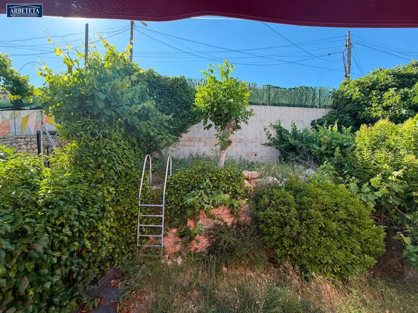 Einfamilien-Reihenhaus zum Verkauf in Centenera mit Heizung, Privatgarten und Schwimmbad