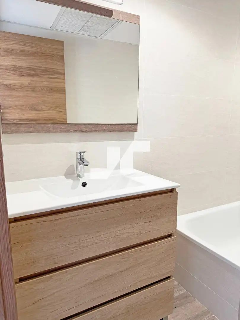 Bathroom of Flat for sale in Burriana / Borriana  with Air Conditioner, Heating and Terrace
