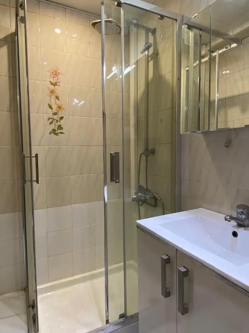 Bathroom of Flat for sale in Tarragona  with Oven, Washing machine and Alarm