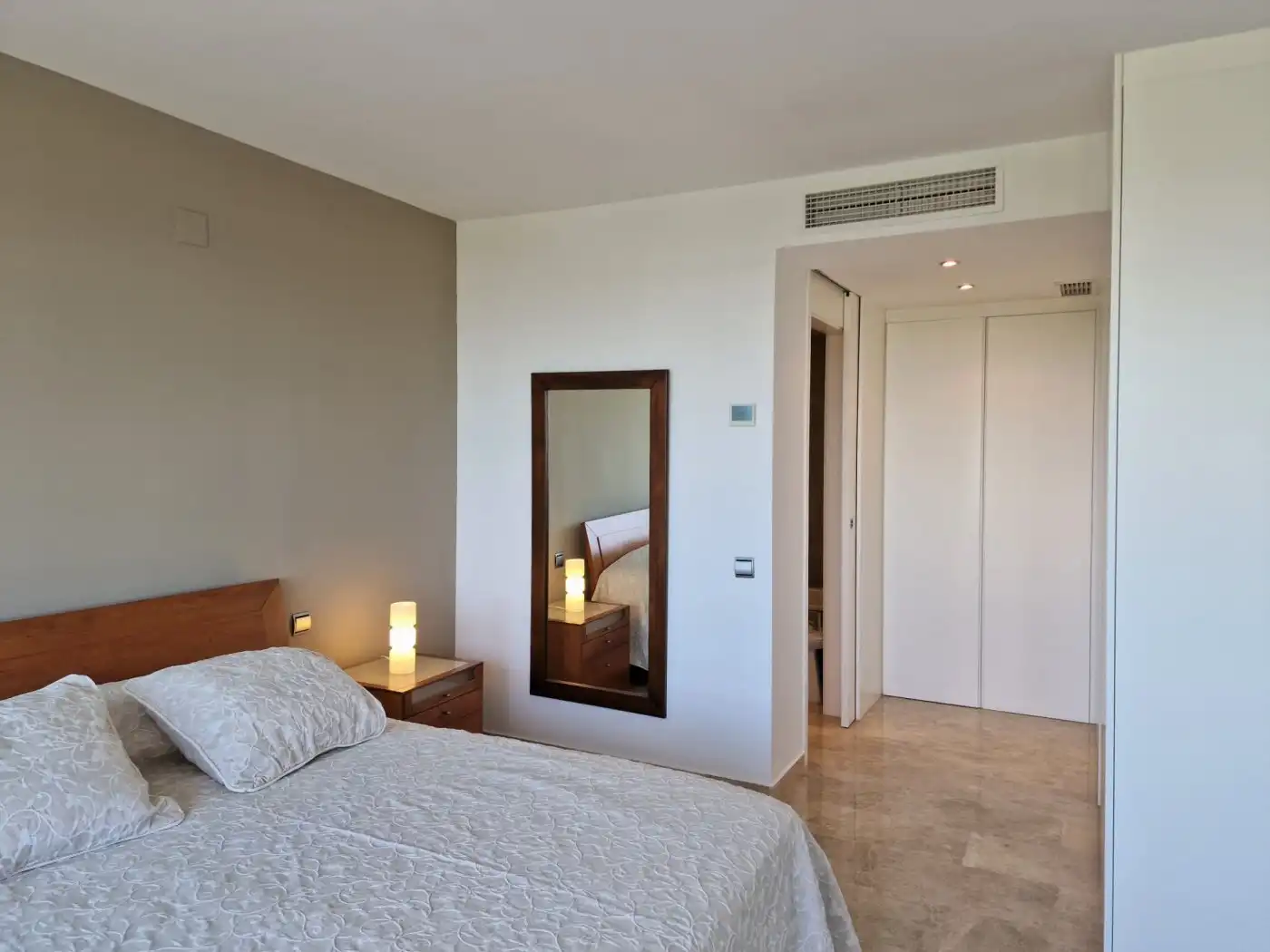 Flat for rent in Paseo Albereda, Penya - Roja - Avda. Francia