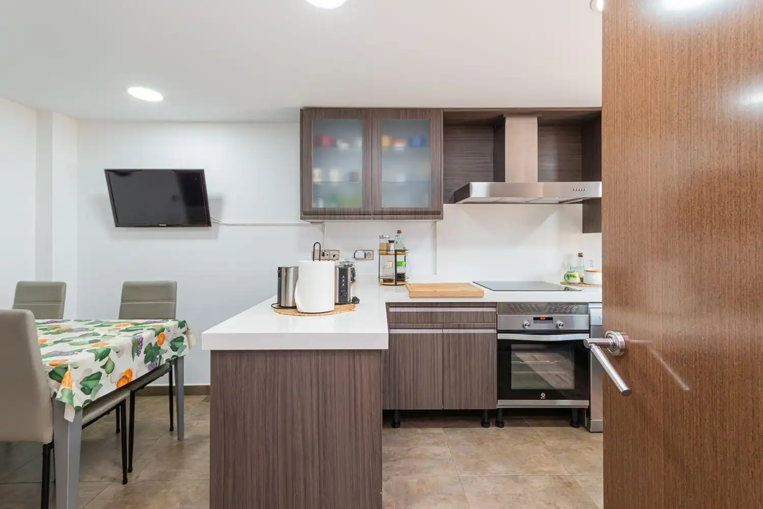Kitchen of Detached homes for sale in Fuenlabrada  with Air Conditioner, Heating and Storage room