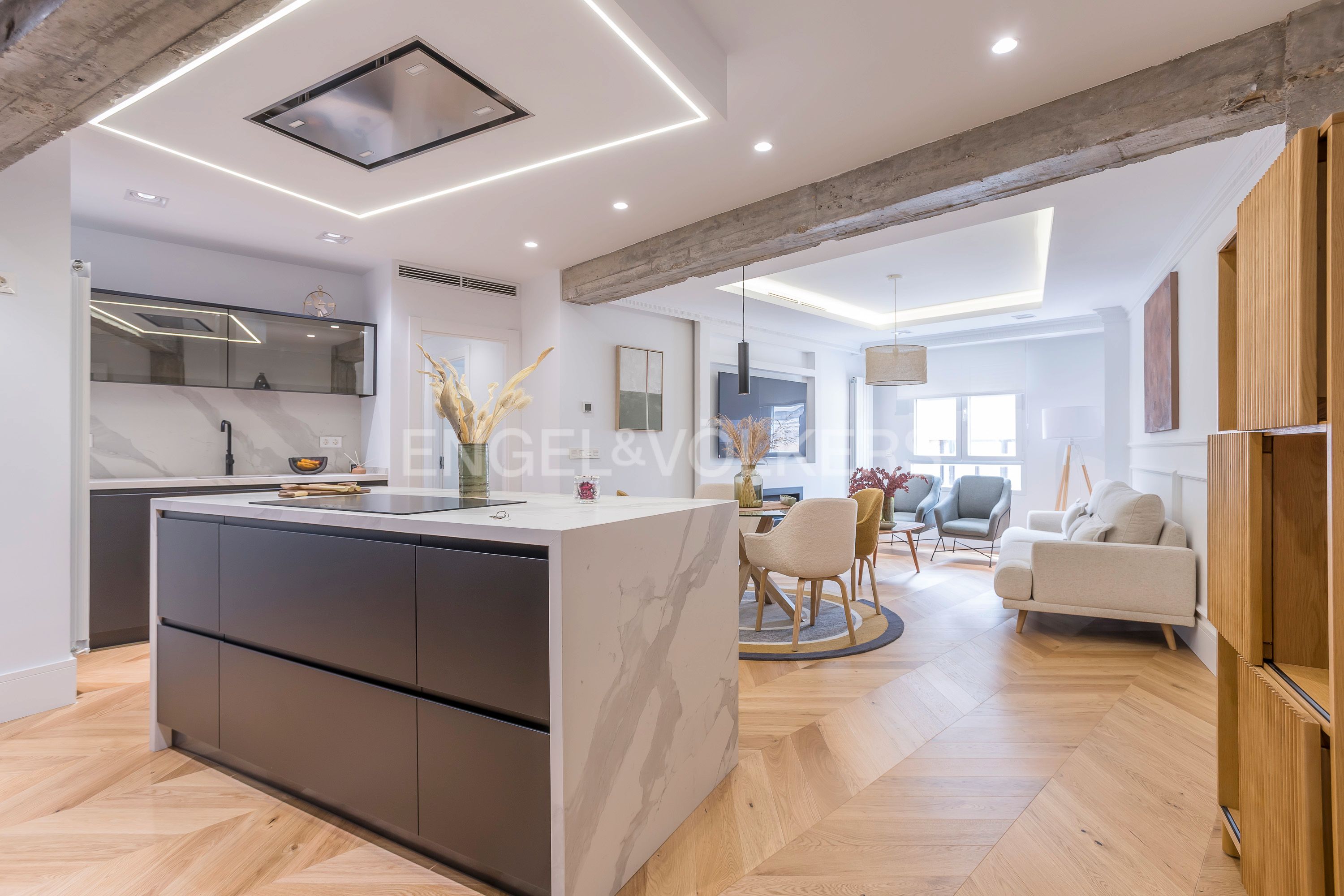 Kitchen of Apartment to rent in  Madrid Capital  with Air Conditioner, Heating and Parquet flooring