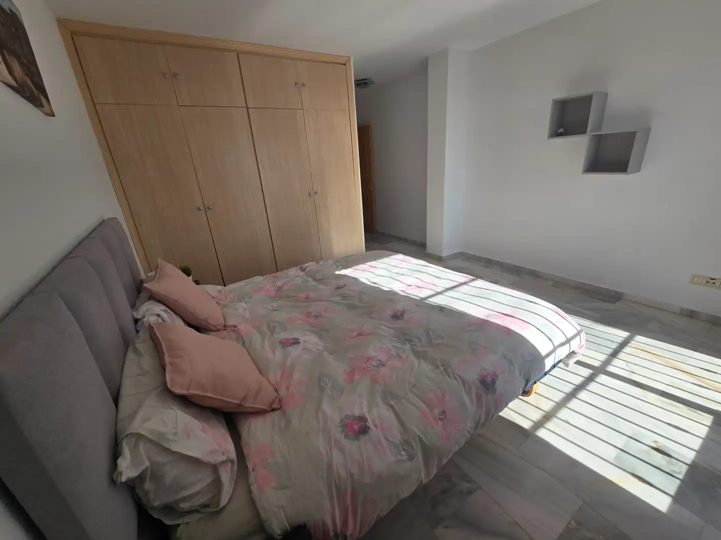 Schlafzimmer von Dachboden zum Verkauf in Mijas mit Klimaanlage, Heizung und Terrasse