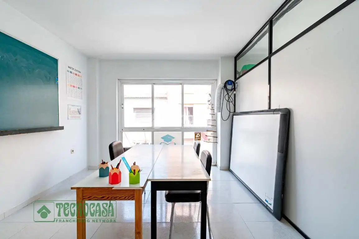 Piso con ascensor en venta en El Ejido Ciudad, imagen 2