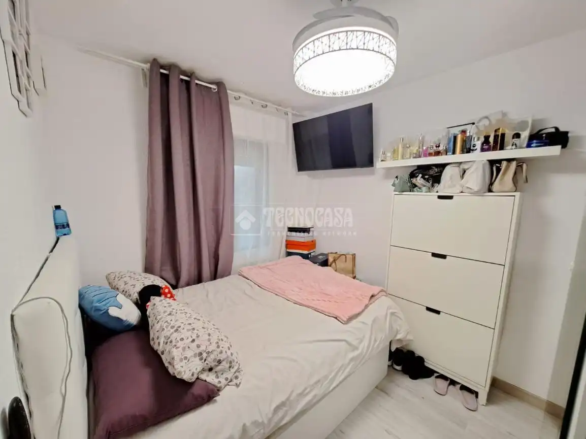Schlafzimmer von Wohnung zum Verkauf in Parla mit Klimaanlage und Terrasse