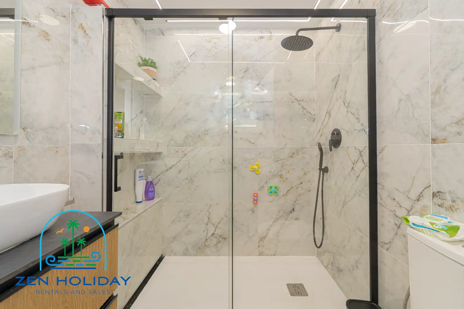 Bathroom of Flat for sale in El Campello  with Air Conditioner, Heating and Terrace