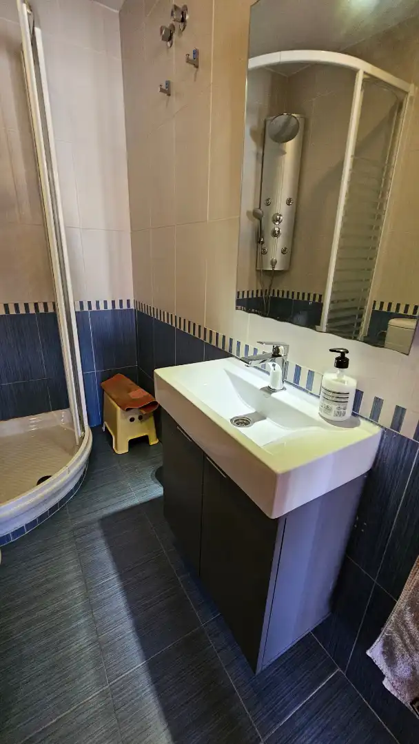 Bathroom of Flat for rent in El Campello  with Air Conditioner, Heating and Parquet flooring