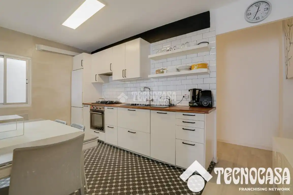 Cocina de Piso en venta en Badalona con Calefacción y Balcón