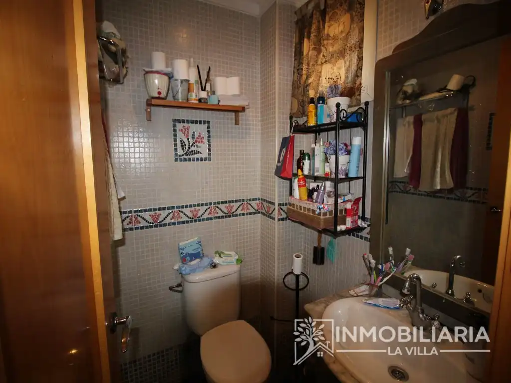 Bany de Casa o xalet en venda en Alhaurín de la Torre amb Aire condicionat, Moblat i Rentadora