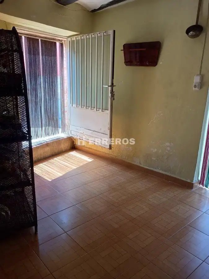 Houses for sale in HERAS, Ocón