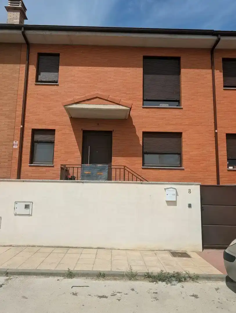 Vista exterior de Casa adosada en venta en Moraleja del Vino, Zamora