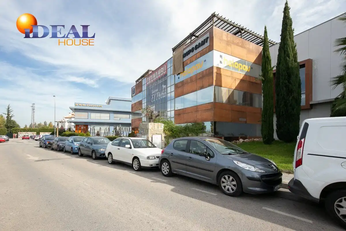 Inmuebles singulares con ascensor en venta en Campus de la Salud, imagen 8