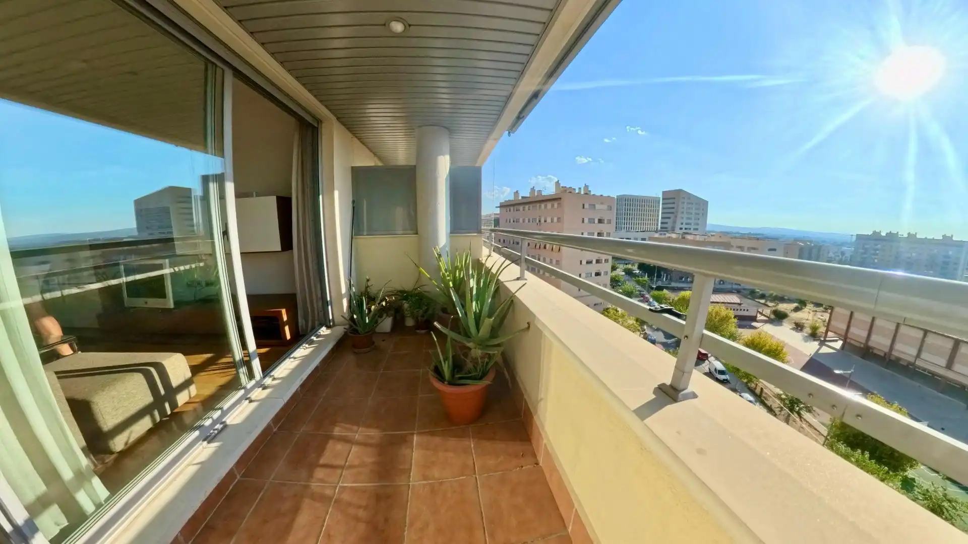 Flat for sale in Avenida Avenida de la Ilustración, 85, Campus de la Salud