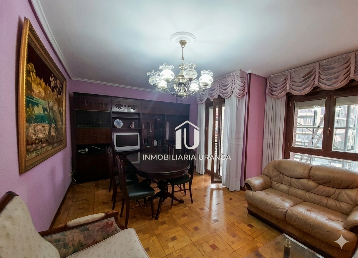 Sala de estar de Piso en venta en Castro-Urdiales con Terraza y Amueblado