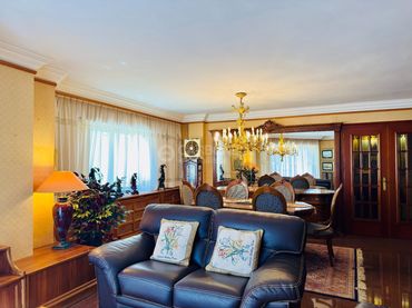 Piso con ascensor en venta en CAMILO SESTO