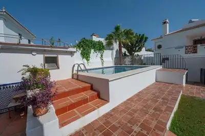 Piscina de Casa o chalet en venta en Torremolinos con Aire acondicionado, Calefacción y Jardín privado