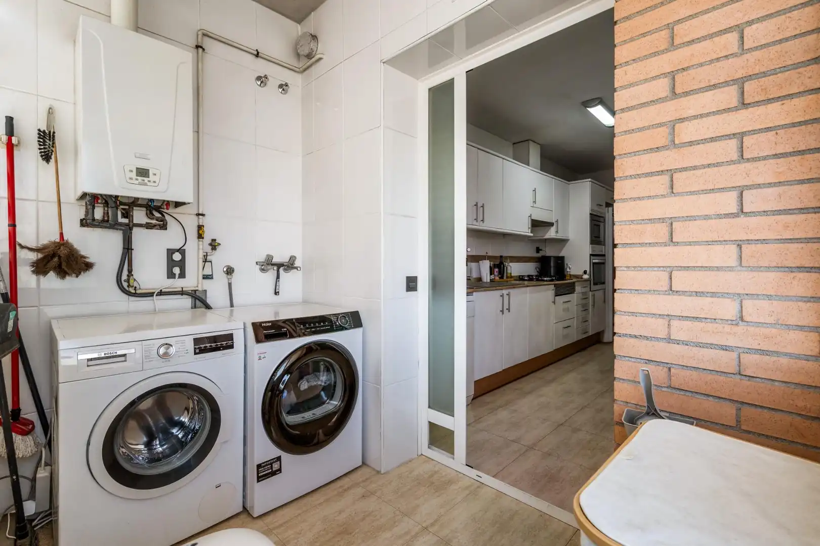 Cuina de Pis en venda en Montcada i Reixac amb Aire condicionat, Calefacció i Parquet
