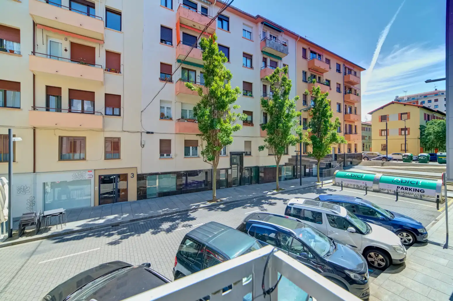 Vista exterior de Piso en venta en  Pamplona / Iruña con Calefacción