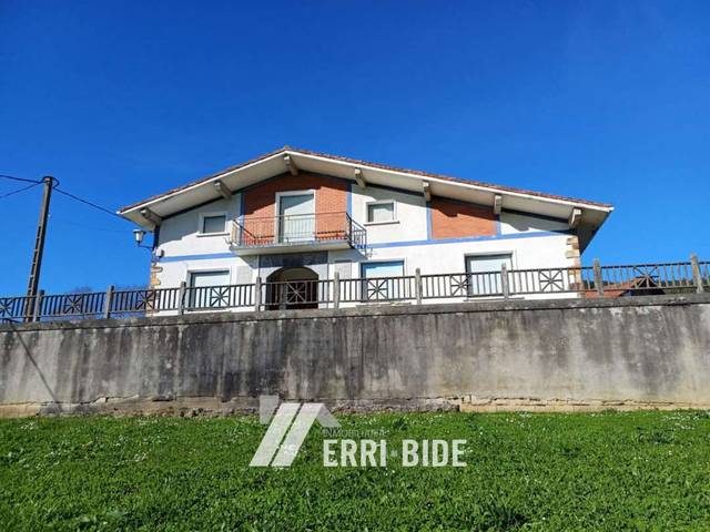 Casa-chalet en Venta en Arrieta
