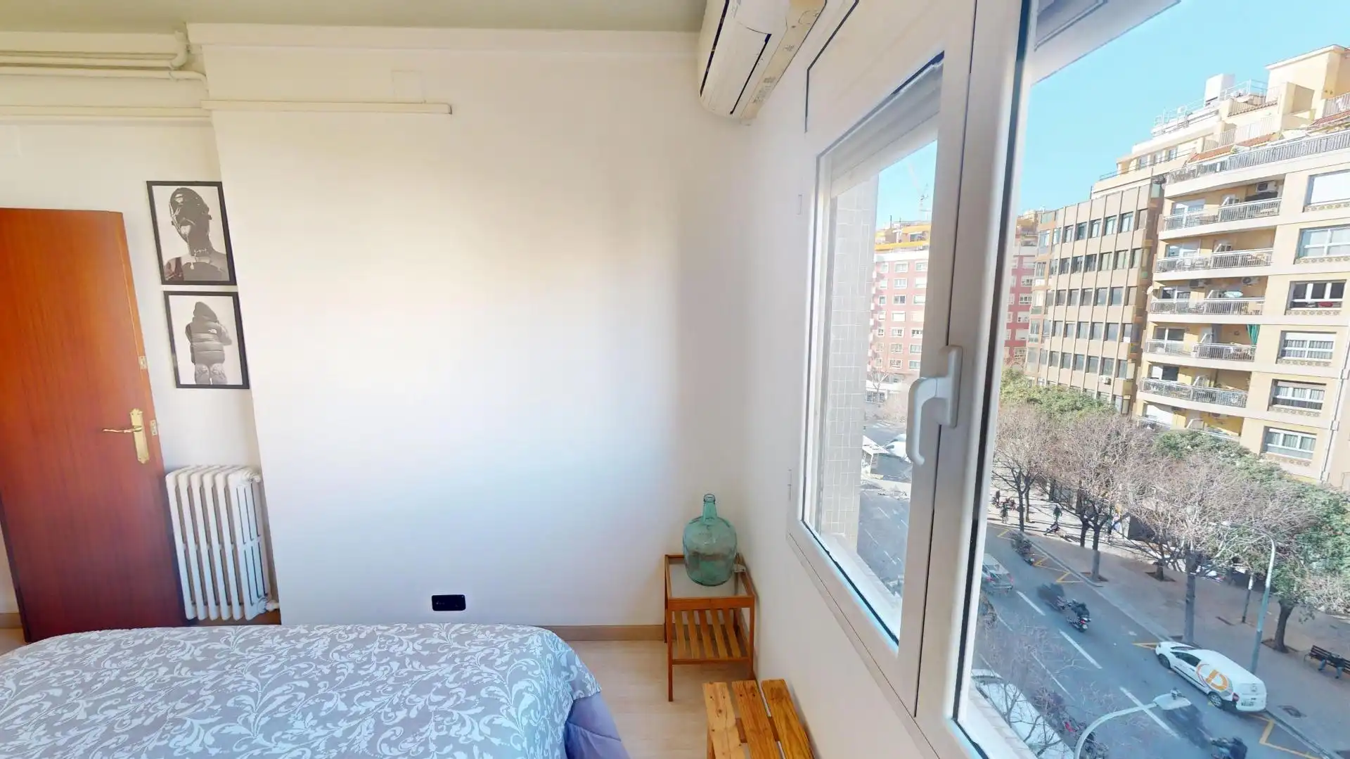 Habitación de Piso en venta en Barcelona con Terraza y Balcón