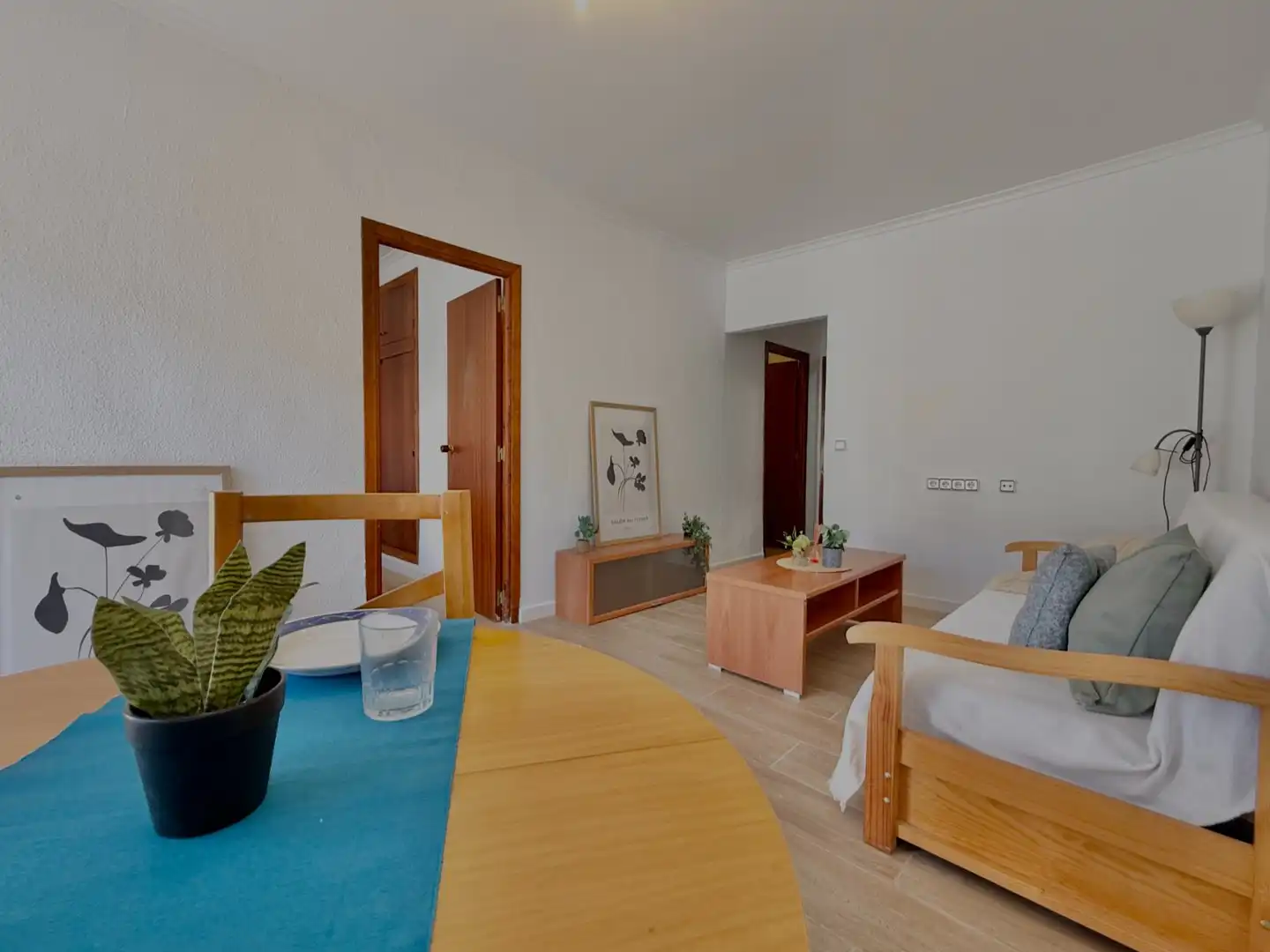 Sala d'estar de Casa o xalet en venda en San Pedro del Pinatar amb Jardí privat, Terrassa i Traster