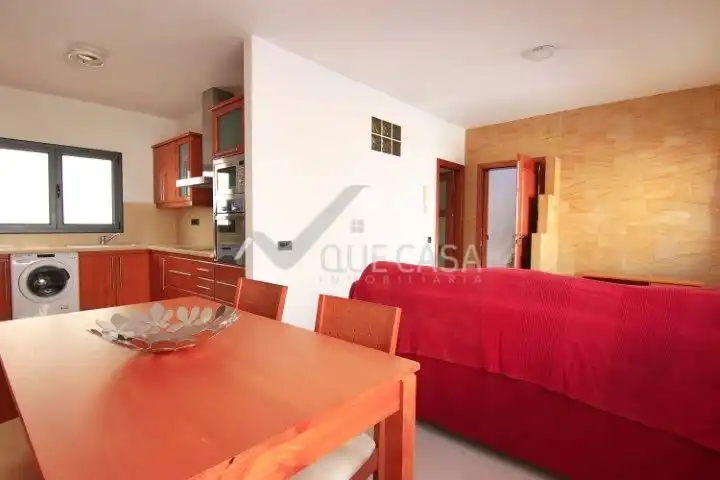 Sala d'estar de Pis de lloguer en Ingenio amb Moblat