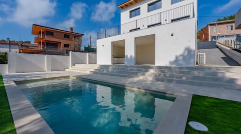 Foto 2 von Haus oder Chalet zum Verkauf in De la Creu D`aragall, Corbera de Llobregat, Barcelona