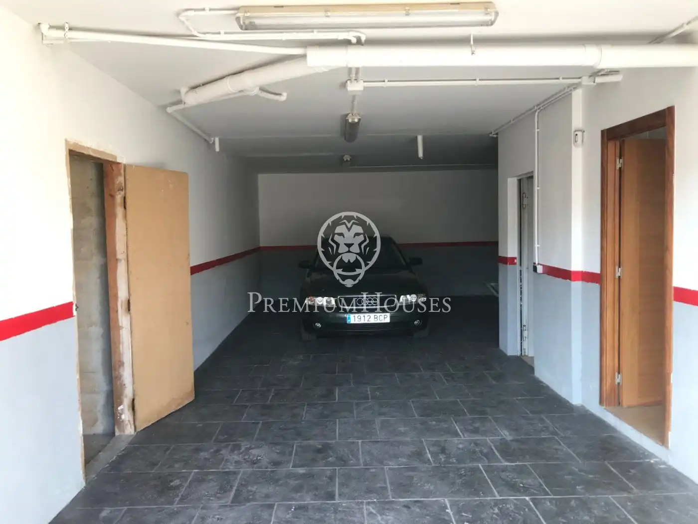 Parking of Detached homes for sale in Calafell  with Heating, Private garden and Parquet flooring