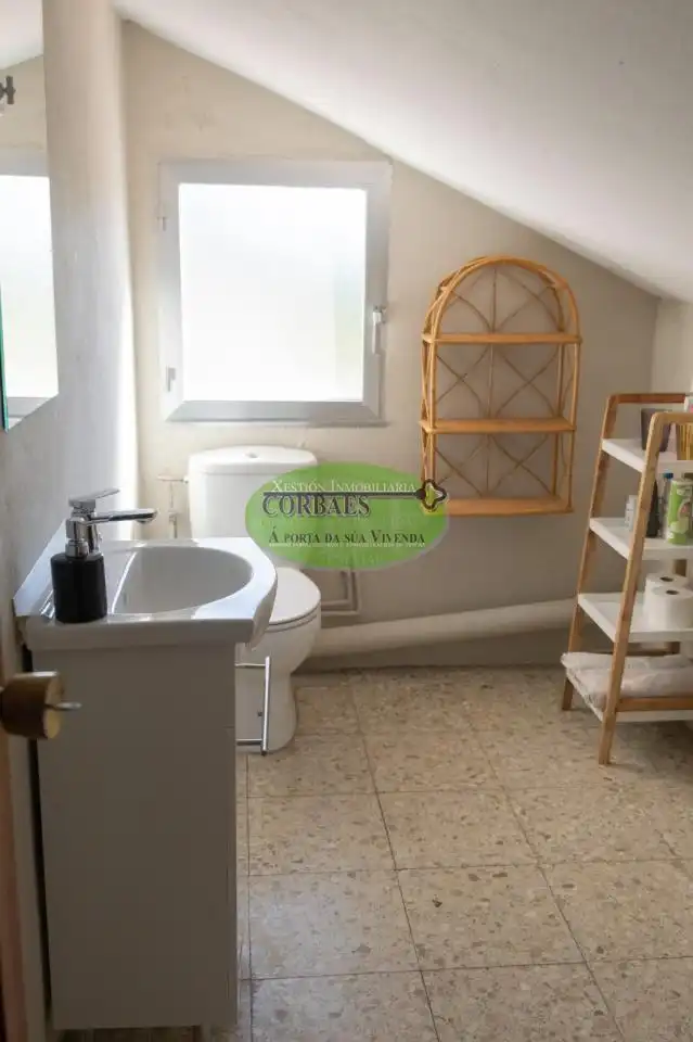 Baño de Casa o chalet en venta en Ourense Capital  con Calefacción, Jardín privado y Terraza