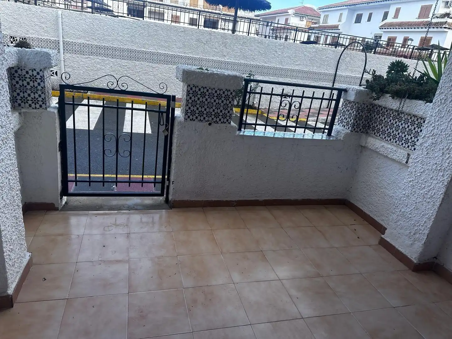 Terrassa de Casa adosada en venda en Alicante / Alacant amb Terrassa i Piscina comunitària