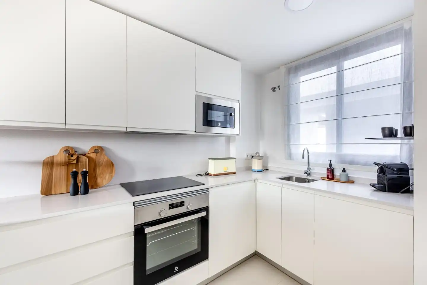 Küche von Wohnung zum Verkauf in Fuengirola mit Terrasse und Schwimmbad