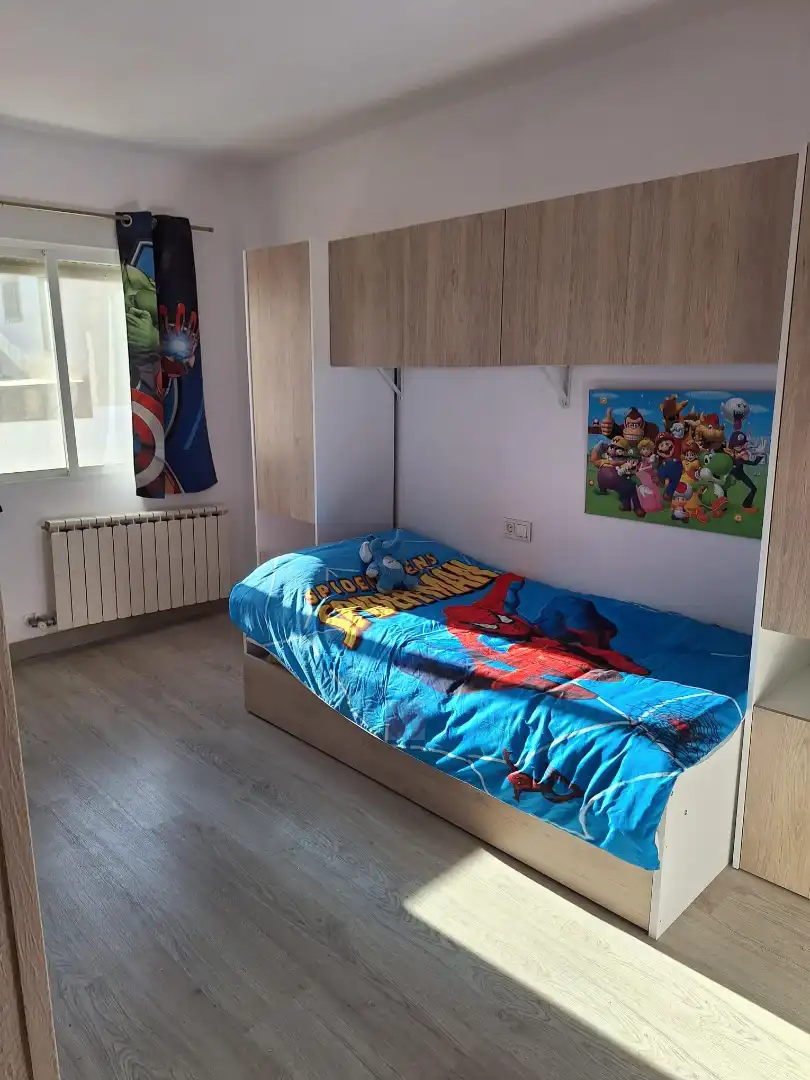 Habitación de Casa o chalet en venta en Las Gabias con Calefacción y Terraza